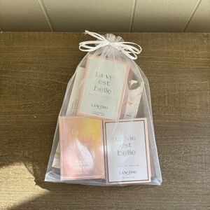 Lancome La Vie Est Belle Set of 3 Sample Perfumes in Package! Gift Alert!